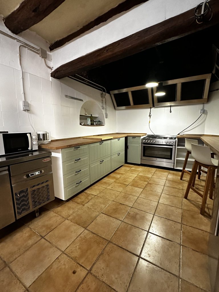 IMG_3598_converted-scaled